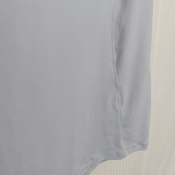 Yogalicious Soft & Airy Scoop Neck Tee Med - Picture 5 of 6